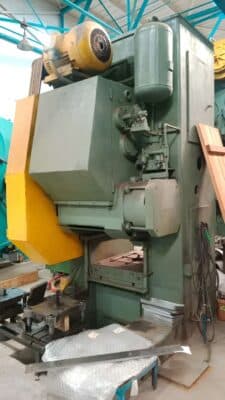 Pressa per estrusione a freddo Barnaul K0034 - 250 ton (Foto 4)