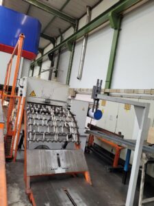 Pressa per stampaggio Schuler SP400 - 400 ton (ID:76314) - Dabrox.com