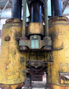 Pressa idraulica Dnepropress PB1341 - 1250 ton (ID:75906) - Dabrox.com