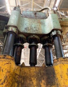 Pressa idraulica Dnepropress PB1341 - 1250 ton (ID:75906) - Dabrox.com