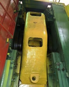 Pressa per stampaggio a caldo TMP Voronezh AKKB8040 - 1000 ton (ID:76316) - Dabrox.com
