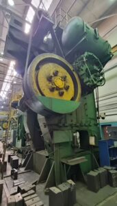 Pressa per stampaggio a caldo TMP Voronezh K8544 - 2500 ton (ID:76317) - Dabrox.com