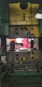 Pressa per stampaggio a caldo TMP Voronezh K8544 - 2500 ton (ID:76317) - Dabrox.com