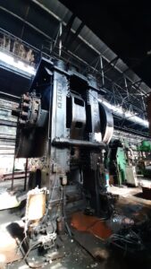 Pressa per stampaggio a caldo TMP Voronezh K8544 - 2500 ton (ID:S89825) - Dabrox.com