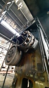 Pressa per stampaggio a caldo TMP Voronezh K8544 - 2500 ton (ID:S89825) - Dabrox.com