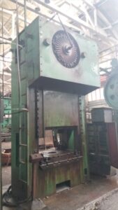 Pressa a sbavare e preformare Ravne Metalna KES 250 A - 250 ton (ID:75693) - Dabrox.com