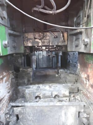 Pressa per forgiatura a caldo TMP Voronezh KB8043 - 2000 ton (Foto 7)