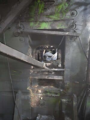 Pressa per forgiatura a caldo TMP Voronezh KB8043 - 2000 ton (Foto 8)