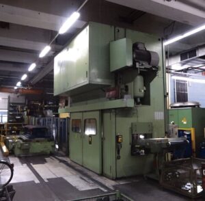 Pressa per stampaggio Muller Weingarten HUQ 400 22 F - 400 ton (ID:76315) - Dabrox.com