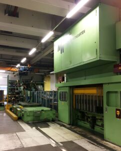 Pressa per stampaggio Muller Weingarten HUQ 400 22 F - 400 ton (ID:76315) - Dabrox.com