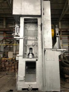 Pressa per stampaggio a caldo Smeral LZK 2500 - 2500 ton (ID:75207) - Dabrox.com