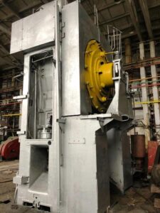 Pressa per stampaggio a caldo Smeral LZK 2500 - 2500 ton (ID:75207) - Dabrox.com