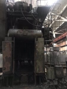 Pressa per stampaggio a caldo TMP Voronezh K04.038.842 - 1600 ton (ID:S81677) - Dabrox.com