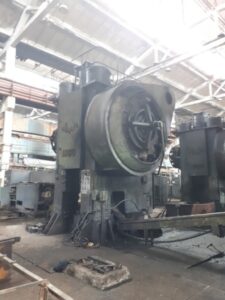 Pressa per stampaggio a caldo TMP Voronezh K04.038.842 - 1600 ton (ID:75689) - Dabrox.com