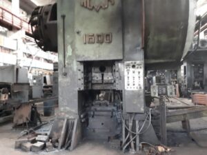Pressa per stampaggio a caldo TMP Voronezh K04.038.842 - 1600 ton (ID:75689) - Dabrox.com