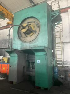 Pressa per stampaggio a caldo Smeral LZK 2500 - 2500 ton (ID:76311) - Dabrox.com