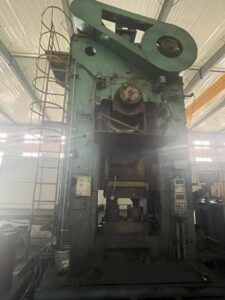 Pressa per stampaggio a caldo Smeral LZK 2500 - 2500 ton (ID:76311) - Dabrox.com