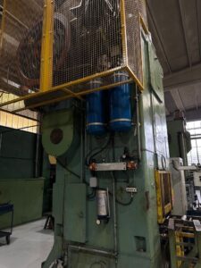 Pressa a ginocchiera Kieserling KKPR 1600 - 1600 ton (ID:76312) - Dabrox.com