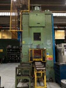 Pressa a ginocchiera Kieserling KKPR 1600 - 1600 ton (ID:76312) - Dabrox.com