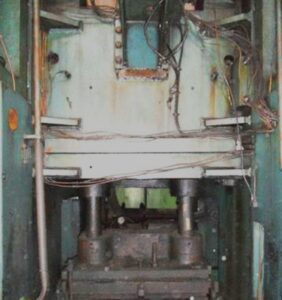 Pressa per stampaggio a caldo TMP Voronezh KB8046 - 4000 ton (ID:S82483) - Dabrox.com