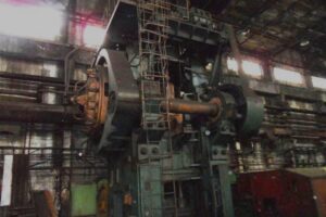 Pressa per stampaggio a caldo TMP Voronezh KB8046 - 4000 ton (ID:S82483) - Dabrox.com