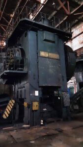 Pressa per stampaggio a caldo TMP Voronezh KB8046 - 4000 ton (ID:S82505) - Dabrox.com