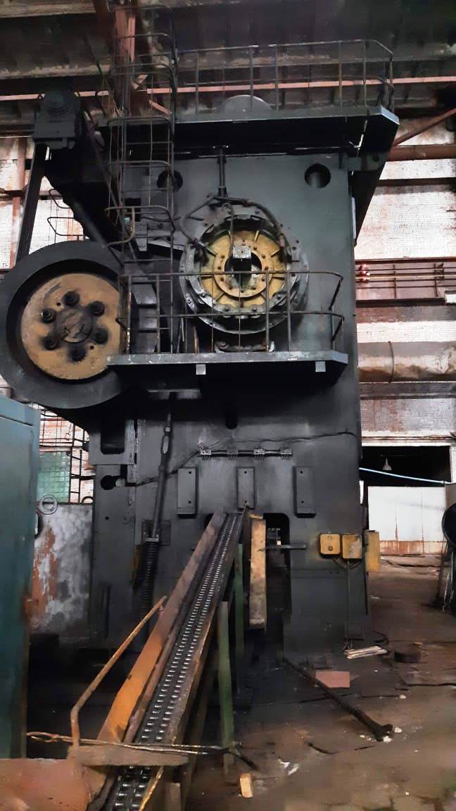Pressa per stampaggio a caldo TMP Voronezh KB8046 - 4000 ton (ID:S82505) - Dabrox.com
