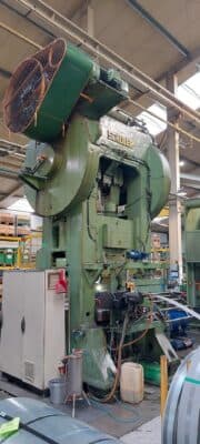 Pressa per stampaggio Schuler P2E2S 315/1.25 - 315 ton (Foto 1)