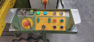 Pressa per stampaggio Schuler P2E2S 315/1.25 - 315 ton (Foto 8)