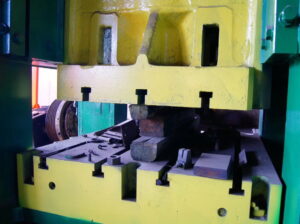 Pressa a sbavare e preformare TMP Voronezh K2538 - 630 ton (ID:76155) - Dabrox.com