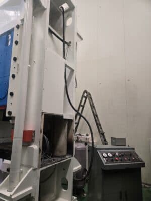 Pressa a ginocchiera Barnaul KB8342 - 1600 ton (Foto 2)
