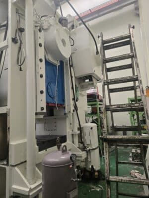 Pressa a ginocchiera Barnaul KB8342 - 1600 ton (Foto 1)
