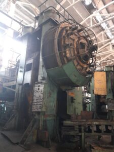 Pressa per stampaggio a caldo TMP Voronezh AKKB8042 - 1600 ton (ID:75920) - Dabrox.com