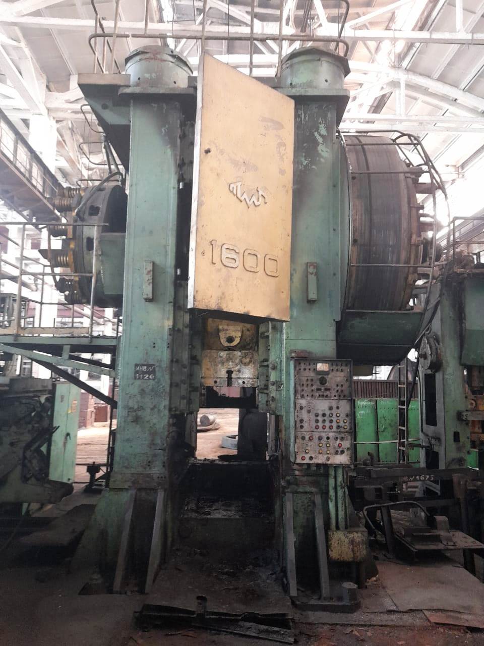 Pressa per stampaggio a caldo TMP Voronezh AKKB8042 - 1600 ton (ID:75921) - Dabrox.com