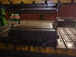 Pressa per stampaggio Erfurt PKZZ I 1250 - 1250 ton (ID:75722) - Dabrox.com