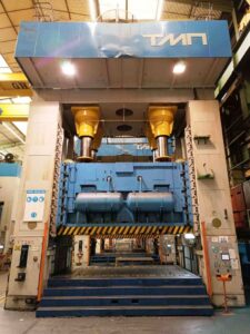 Pressa per stampaggio TMP Voronezh K4043 - 2000 ton (ID:76332) - Dabrox.com