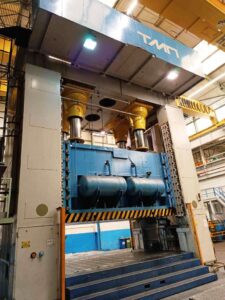 Pressa per stampaggio TMP Voronezh K4043 - 2000 ton (ID:76332) - Dabrox.com