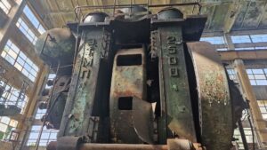 Pressa per stampaggio a caldo TMP Voronezh K8544 - 2500 ton (ID:S90045) - Dabrox.com