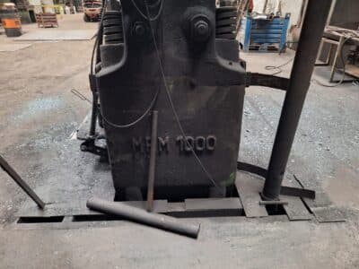 Maglio per forgiatura Huta Zygmunt MPM 1000 - 3600 kg·m (Foto 3)