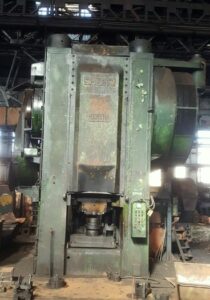 Pressa per stampaggio a caldo Spiertz PF2500 - 2500 ton (ID:S75786) - Dabrox.com