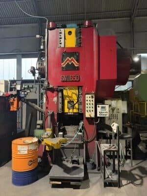 Pressa per forgiatura a caldo Manzoni SV650 - 650 ton (Foto 2)