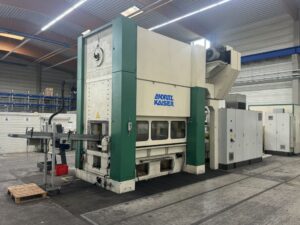Pressa per stampaggio Kaiser KSTU 3150 - 315 ton (ID:S89874) - Dabrox.com