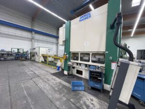 Pressa per stampaggio Kaiser KSTU 3150 - 315 ton (ID:S89874) - Dabrox.com