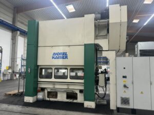 Pressa per stampaggio Kaiser KSTU 3150 - 315 ton (ID:S89874) - Dabrox.com