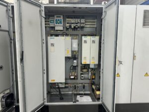 Pressa per stampaggio Kaiser KSTU 3150 - 315 ton (ID:S89874) - Dabrox.com