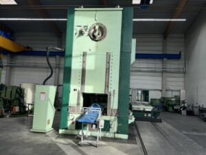 Pressa per stampaggio Kaiser KSTU 5000 - 500 ton (ID:S89903) - Dabrox.com