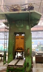 Pressa a sbavare e preformare TMP Voronezh KA2534 - 250 ton (ID:75202) - Dabrox.com