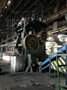 Pressa per stampaggio a caldo TMP Voronezh K8544 - 2500 ton (ID:75708) - Dabrox.com