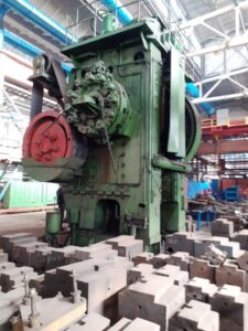 Pressa per stampaggio a caldo TMP Voronezh K8544 - 2500 ton (ID:75709) - Dabrox.com