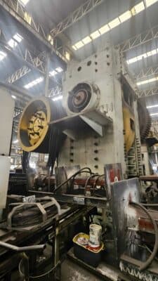 Pressa per forgiatura a caldo NKMZ Kramatorsk 6300 - 6300 ton (Foto 3)